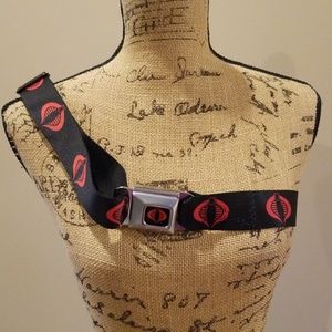 Buckle down seat belt type belt!  J121:4:1…